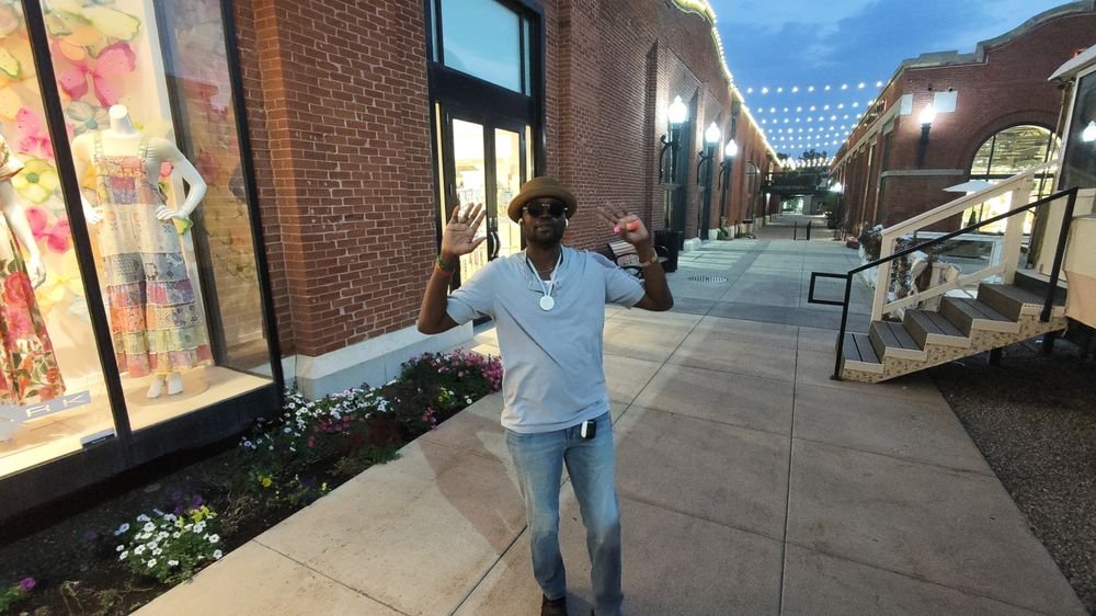 African Dundada — SLC · Trolley District